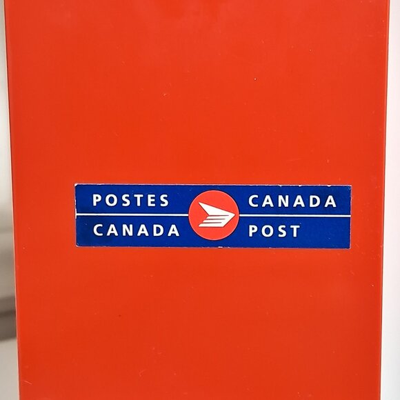 Canada Post Mail Box coin bank - Picture 6 of 8